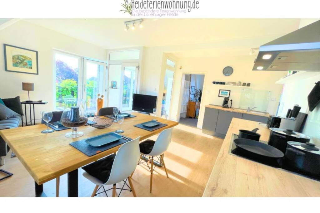 Heideferienwohnung - Die Neue Ferienwohnung Walsrode Esterno foto